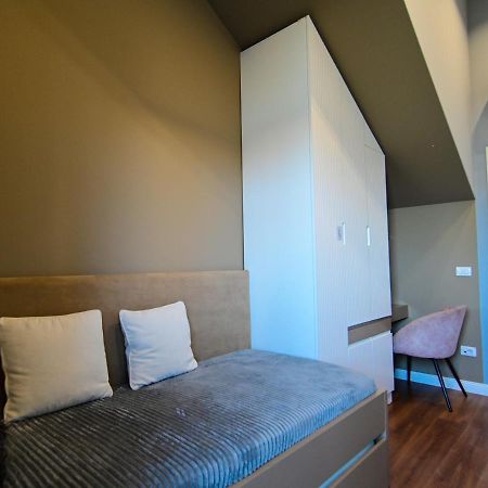 Stylish Two Bedroom House With Private Pool Tirana Exteriér fotografie