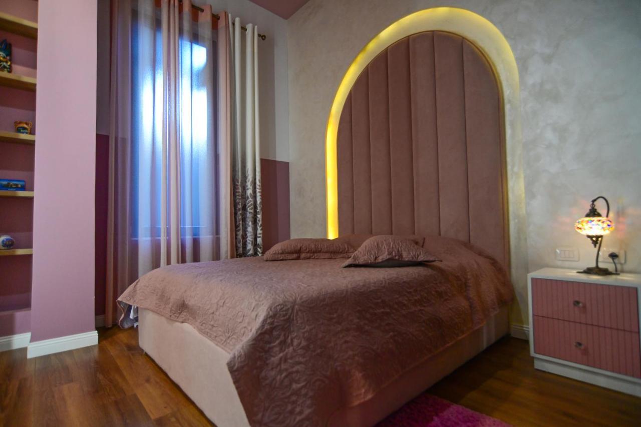 Stylish Two Bedroom House With Private Pool Tirana Exteriér fotografie