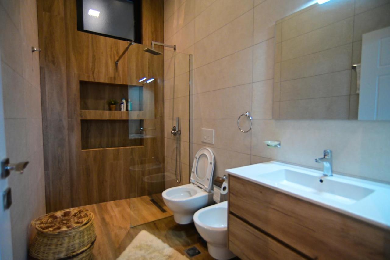 Stylish Two Bedroom House With Private Pool Tirana Exteriér fotografie