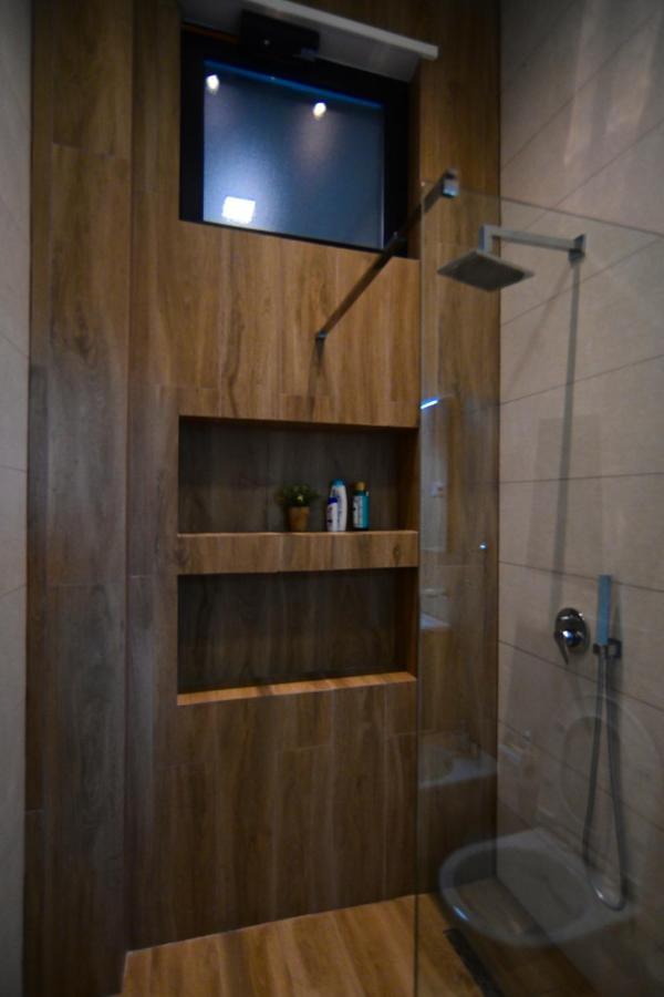 Stylish Two Bedroom House With Private Pool Tirana Exteriér fotografie