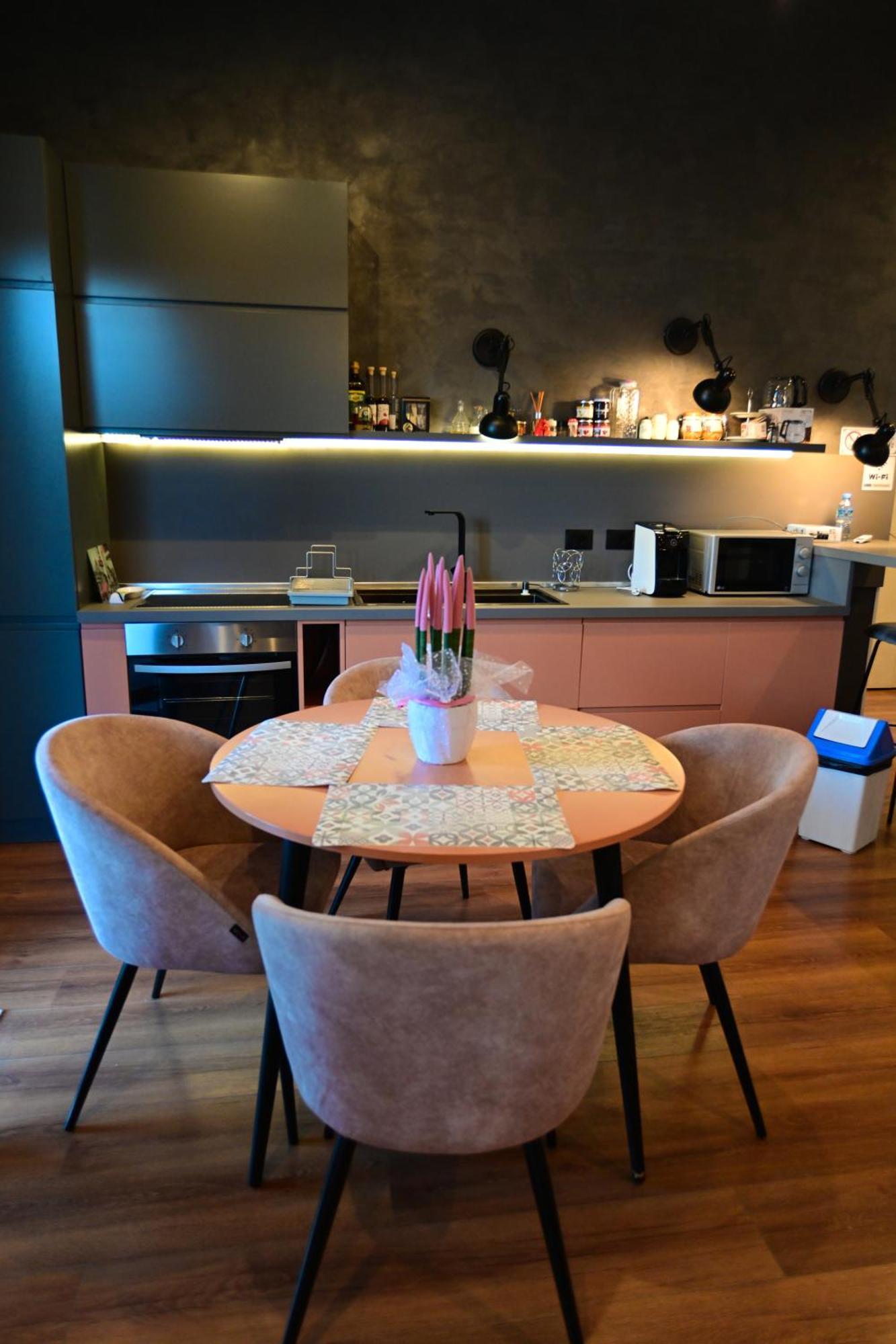 Stylish Two Bedroom House With Private Pool Tirana Pokoj fotografie